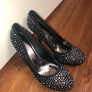 Black with diamond high heels